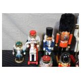 Set of 4 Glass Champagne Flutes with Nutcracker Figurine Collection