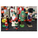Set of 4 Glass Champagne Flutes with Nutcracker Figurine Collection