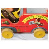Vintage Fisher Price Teddy Trucker Pull Toy Bruin 711