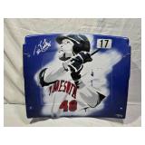 Torii Hunter Painting on Metrodome Seat Back with His Auto