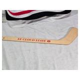Drew LeBlanc Signed St. Cloud State University Hockey Jersey Size Large with Mini Hockey Stick