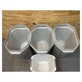 Trash can lot of 4