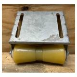 ULTRA-TOW 8IN. Roller Bracket W Tpr Roller