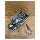 Auto locking trailer coupler