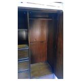 Wardrobe w/ Mirror