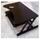 Erganomical Computer Lift Table