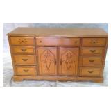 Long Dresser