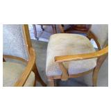 Wooden Round table w/Chairs