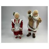2002 Possible Dreams Clothtique Collection Santa & Mrs. Claus Under the Mistletoe