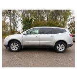2009 CHEVROLET TRAVERSE LT *No Accidents | Prior Certified Pre-Owned | 3rd Row* (NO RESERVE) 2009 CHEVROLET TRAVERSE LT *No Accidents | Prior Certified Pre-Owned | 3rd Row* (NO RESERVE)