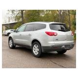 2009 CHEVROLET TRAVERSE LT *No Accidents | Prior Certified Pre-Owned | 3rd Row* (NO RESERVE) 2009 CHEVROLET TRAVERSE LT *No Accidents | Prior Certified Pre-Owned | 3rd Row* (NO RESERVE)