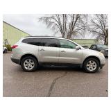 2009 CHEVROLET TRAVERSE LT *No Accidents | Prior Certified Pre-Owned | 3rd Row* (NO RESERVE) 2009 CHEVROLET TRAVERSE LT *No Accidents | Prior Certified Pre-Owned | 3rd Row* (NO RESERVE)