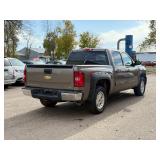 2013 CHEVROLET SILVERADO 1500 LT *1 Owner | No Accidents | 129k Miles | 4x4* (NO RESERVE) 2013 CHEVROLET SILVERADO 1500 LT *1 Owner | No Accidents | 129k Miles | 4x4* (NO RESERVE)