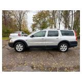 2006 VOLVO XC70 *All Wheel Drive* (NO RESERVE) 2006 VOLVO XC70 *All Wheel Drive* (NO RESERVE)
