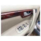 2006 VOLVO XC70 *All Wheel Drive* (NO RESERVE) 2006 VOLVO XC70 *All Wheel Drive* (NO RESERVE)