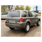 2006 FORD ESCAPE LIMITED *83k Miles | 4x4* (NO RESERVE) 2006 FORD ESCAPE LIMITED *83k Miles | 4x4* (NO RESERVE)