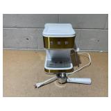 Holstein 15-Bar Espresso Maker - Coffee Machine with Frothing Function