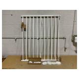 Munchkin® Extending XL Tall and Wide Baby Gate, Hardware Mounted Safety Gate for Stairs, Hallways and Doors, Extends 33" - 56" Wide, Metal, White