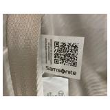 Samsonite Silhouette 18 Expandable 28" Check-in Spinner Exterior Dimensions: 28"H x 18.5"L x 11"W Interior Dimensions: 25"H x 18"L x 9.5"W (Slightly Used)