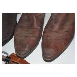 Cowboy Boots, Hat, Belts - Horseshoes Cowboy Boots, Hat, Belts - Horseshoes