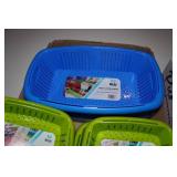 Kitchen Goods - Knives and Cutting Boards, Fruit Trays, Spice Jars Kitchen Goods - Knives and Cutting Boards, Fruit Trays, Spice Jars