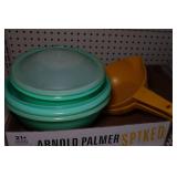 Tupperware Mixing Bowls and Strainers Tupperware Mixing Bowls and Strainers