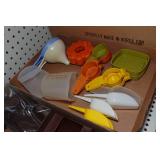 Vintage Tupperware Scoops and Utensils Vintage Tupperware Scoops and Utensils
