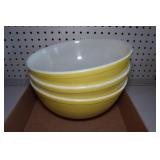 Vintage Pyrex 4Qt Mixing Bowls Vintage Pyrex 4Qt Mixing Bowls