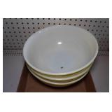 Vintage Pyrex 4Qt Mixing Bowls Vintage Pyrex 4Qt Mixing Bowls