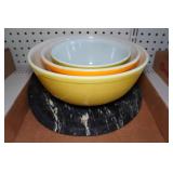Vintage Pyrex Nesting Bowls Vintage Pyrex Nesting Bowls