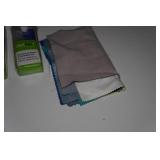 Eyeglass and Device Cleaners Eyeglass and Device Cleaners