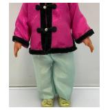 Vintage 10" Japanese Doll In Original Box (Like New) Vintage 10" Japanese Doll In Original Box (Like New)