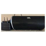 LR - Lot of 3 JBL Portable Bluetooth Speakers with Charger