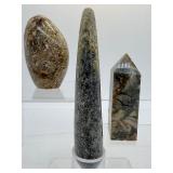 Ibis Jasper polished lot of 3: Freeform 368 gm./13 oz., obelisk 152 gm./ 5.4 oz., massage wand 123 gm./4.3 oz.