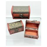 3 wooden treasure chests to fill with tumbles