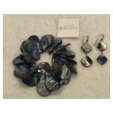 925 Barse Abalone Style Shell Elastic Bracelet & Earring Set 925 Barse Abalone Style Shell Elastic Bracelet & Earring Set