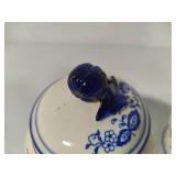 Blue Onion Five Piece Vintage Canister Set Blue Onion Five Piece Vintage Canister Set
