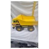 Vintage Tonka Mighty Diesel Dump Truck