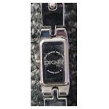NEW - DKNY Ladies Quartz Watch with Bracelet.  Stainless Steel Very Nice.