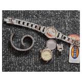 Misc. FOSSIL watches with bands