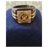 Distinctions Navy Ring.  Danbury Mint    Mens size 10