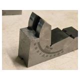 Adjustable V-Block Angle Gauge