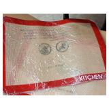 Lot of (4) Kitchen HQ Silicone Baking Mats 11-1/2"x16-1/2" (Red Edge) (in original packaging) Lot of (4) Kitchen HQ Silicone Baking Mats 11-1/2"x16-1/2" (Red Edge) (in original packaging)