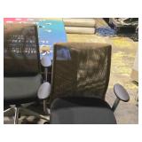 Lot of (2) Rolling Office Arm Chair Lot of (2) Rolling Office Arm Chair