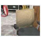 Lot of (2) Rolling Office Arm Chair Lot of (2) Rolling Office Arm Chair