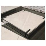 Glass/Chrome Display Platform 4 Glass/Chrome Display Platform 4