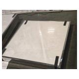 Glass/Chrome Display Platform 4 Glass/Chrome Display Platform 4