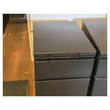 Lot of (2) Metal Rolling File Cabinets 2-drawer 14-1/2" x 19" x 21-1/2" Lot of (2) Metal Rolling File Cabinets 2-drawer 14-1/2" x 19" x 21-1/2"