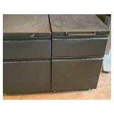 Lot of (2) Metal Rolling File Cabinets 2-drawer 14-1/2" x 19" x 21-1/2" Lot of (2) Metal Rolling File Cabinets 2-drawer 14-1/2" x 19" x 21-1/2"
