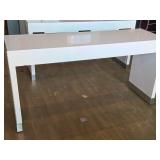 Laminate Display Table 6 Laminate Display Table 6